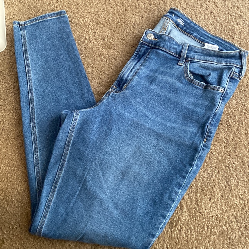 Old Navy Rockstar Skinny Jeans size 16 tall